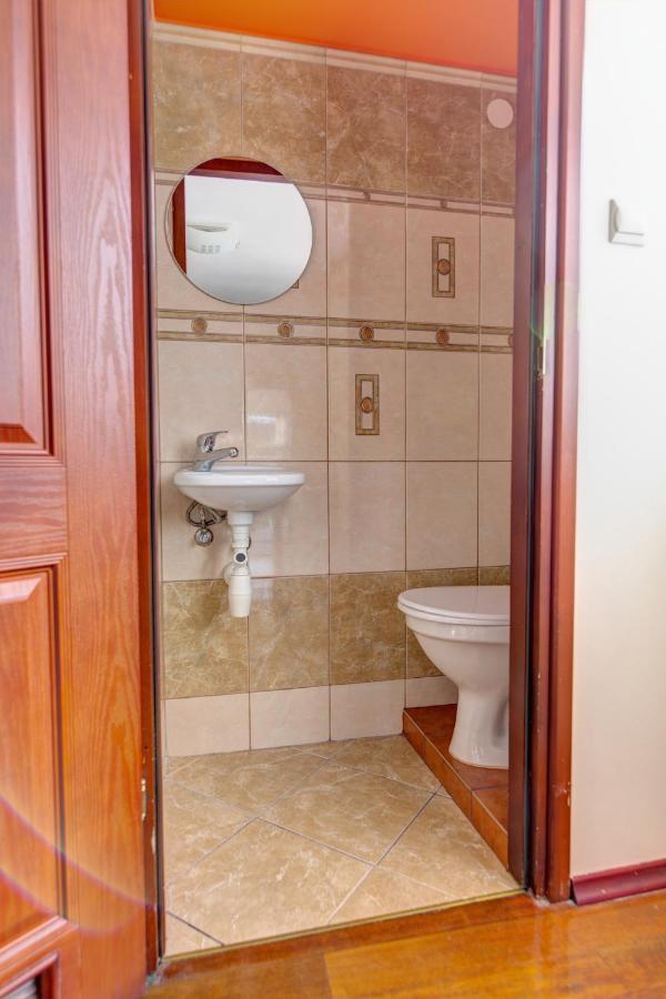 Krynica Apartamenty 100M Duzy Apartament, Salon + 3 Sypialnie Przy Deptaku Eksteriør bilde